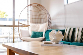 Sandbar Views Beachside Apartment - 100m from beach - Pets welcome